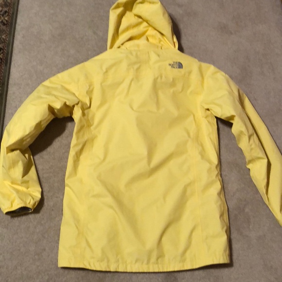 New yellow rain jacket - Picture 5 of 9